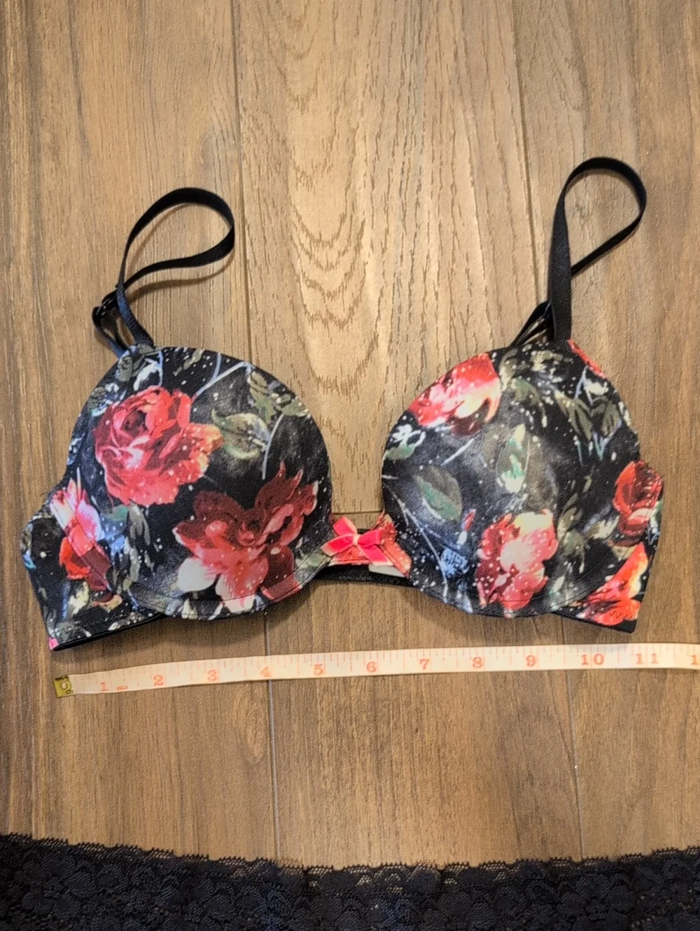 Bundle of Xhilaration 2 Bras Floral & Boyshort Set  Pink and Red Flowers